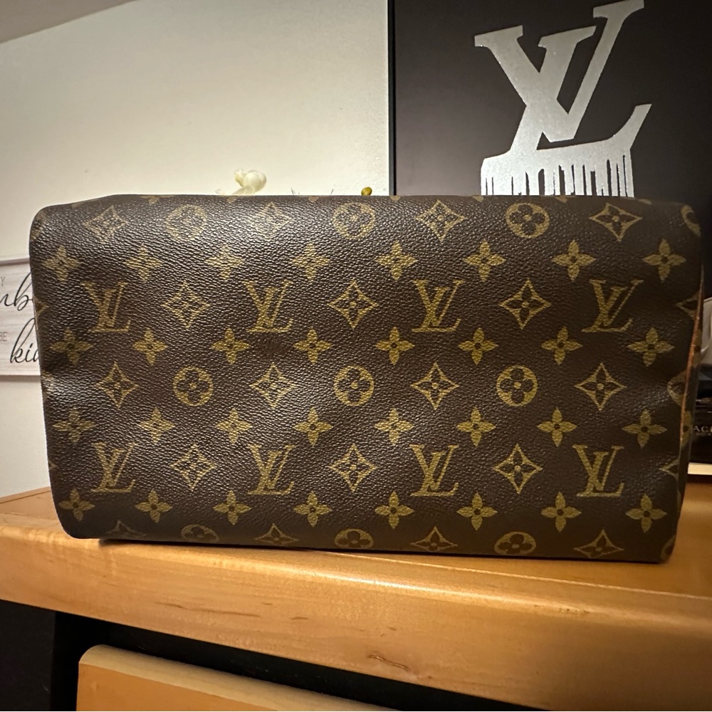 Louis Vuitton Monogram Speedy 30 - Picture 2 of 10